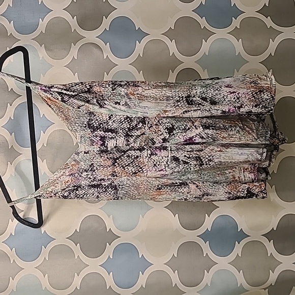 Tobi Snake print Romper - Picture 2 of 4